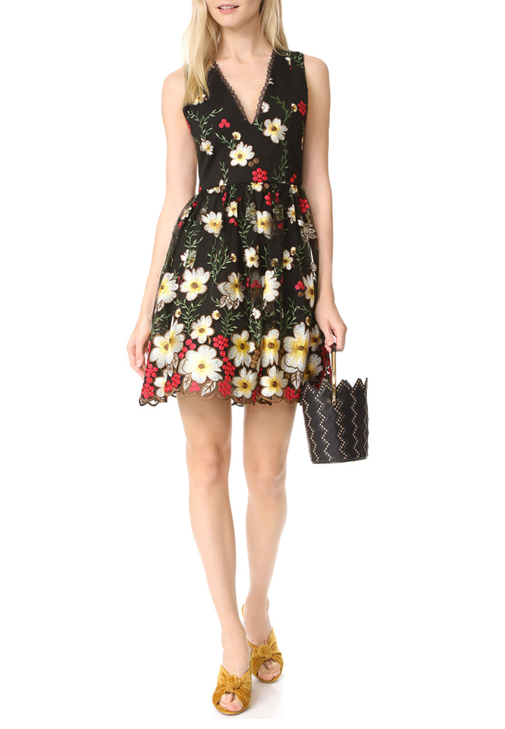 Alice + Olivia Black Becca Pouf Floral ...